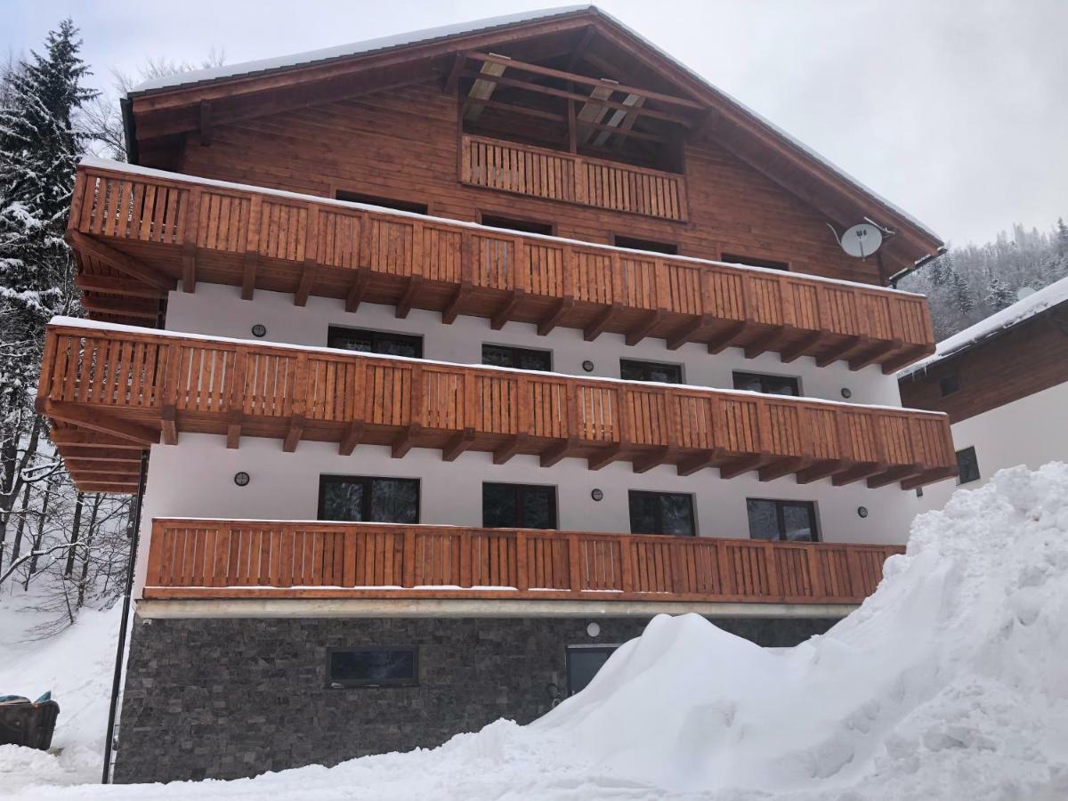 Apartmanovy Dom Poludnica - Chopok Juh タレ エクステリア 写真