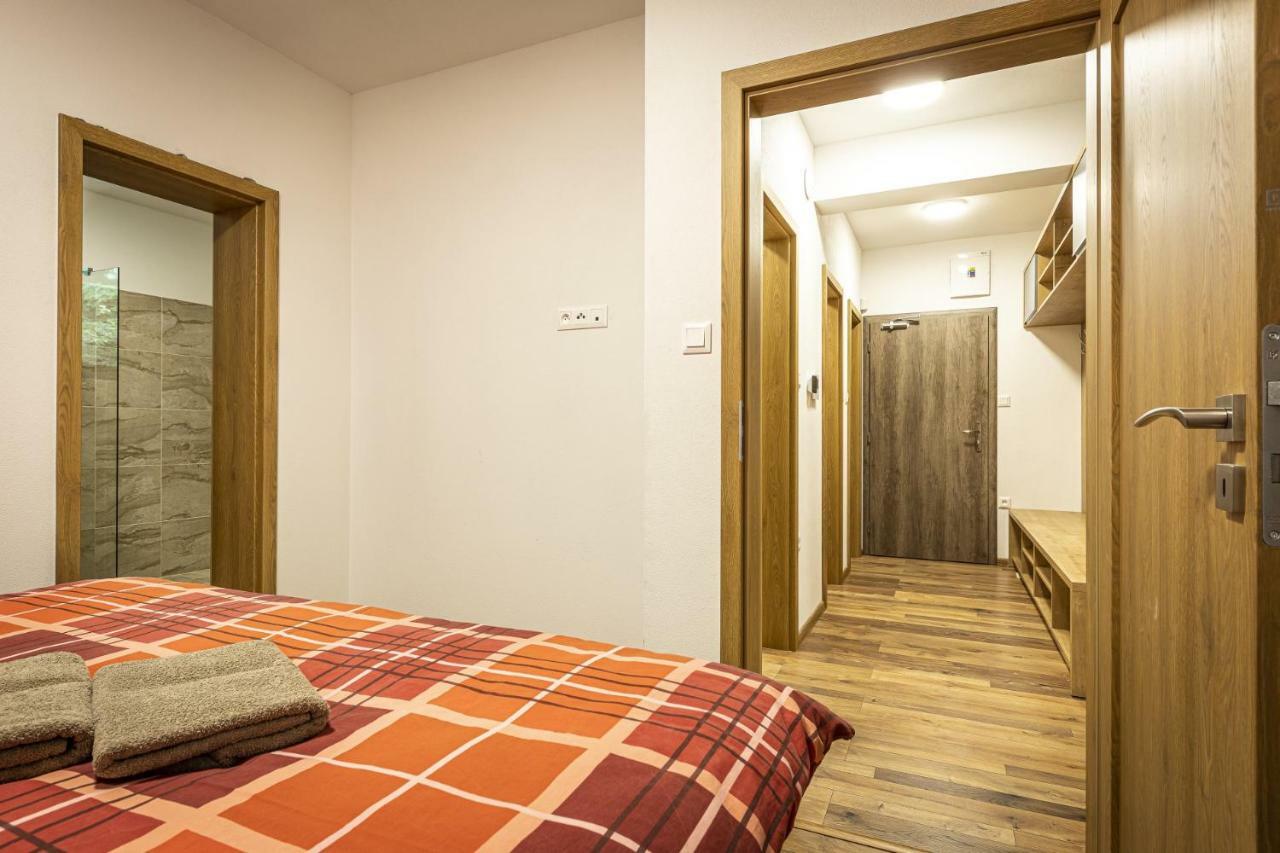 Apartmanovy Dom Poludnica - Chopok Juh タレ エクステリア 写真