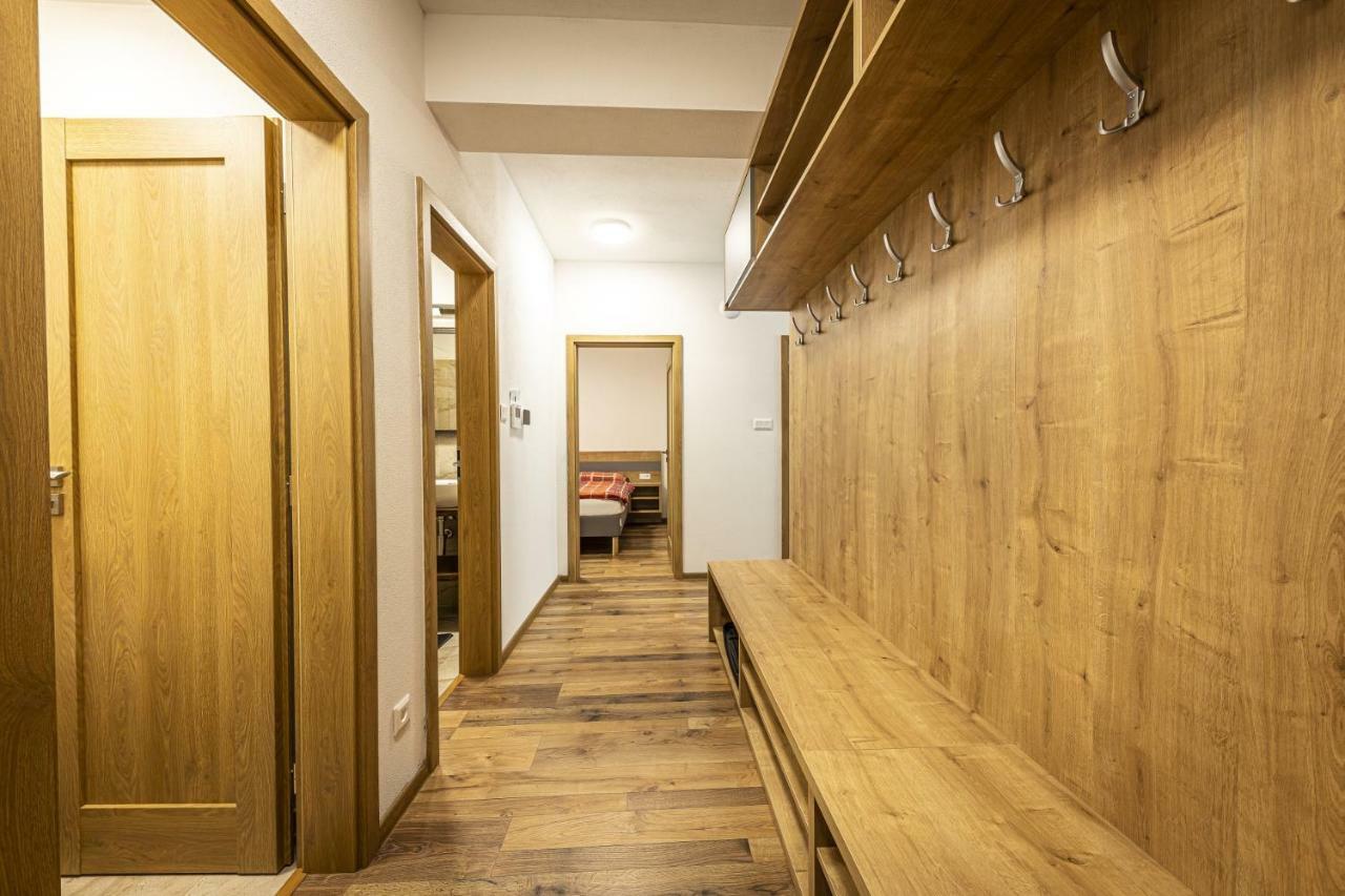 Apartmanovy Dom Poludnica - Chopok Juh タレ エクステリア 写真