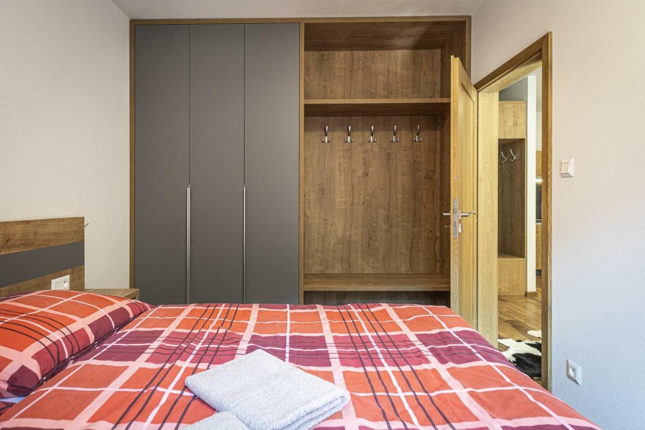 Apartmanovy Dom Poludnica - Chopok Juh タレ エクステリア 写真