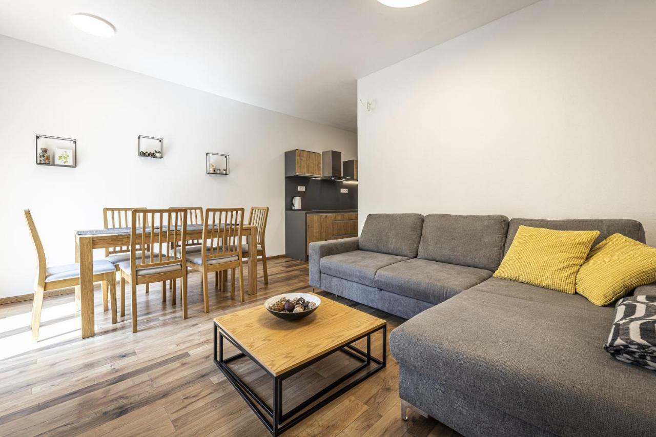 Apartmanovy Dom Poludnica - Chopok Juh タレ エクステリア 写真