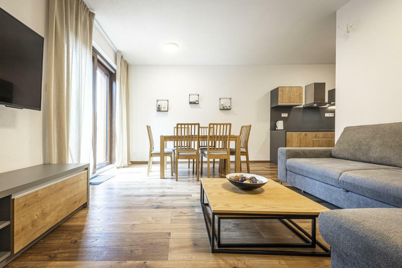 Apartmanovy Dom Poludnica - Chopok Juh タレ エクステリア 写真